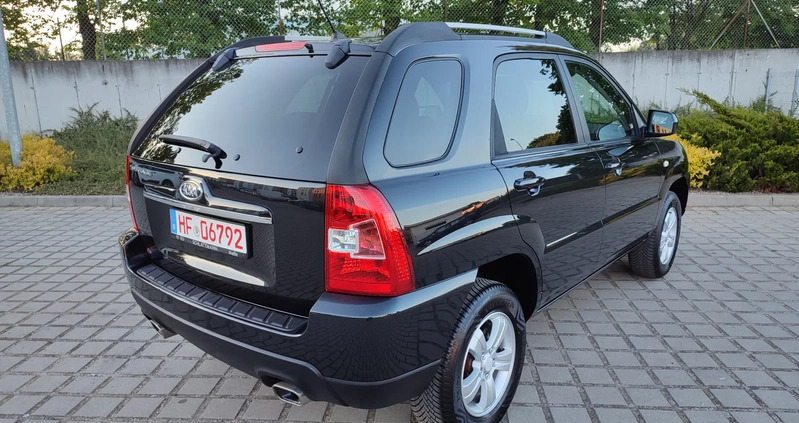 Kia Sportage cena 24900 przebieg: 141000, rok produkcji 2010 z Kostrzyn małe 781